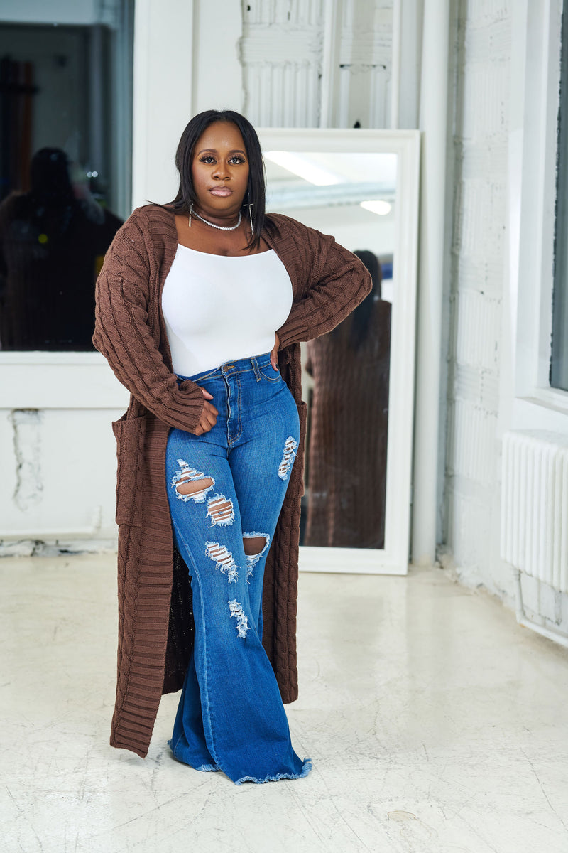 Cable Knit Beauty | Oversized Cardigan