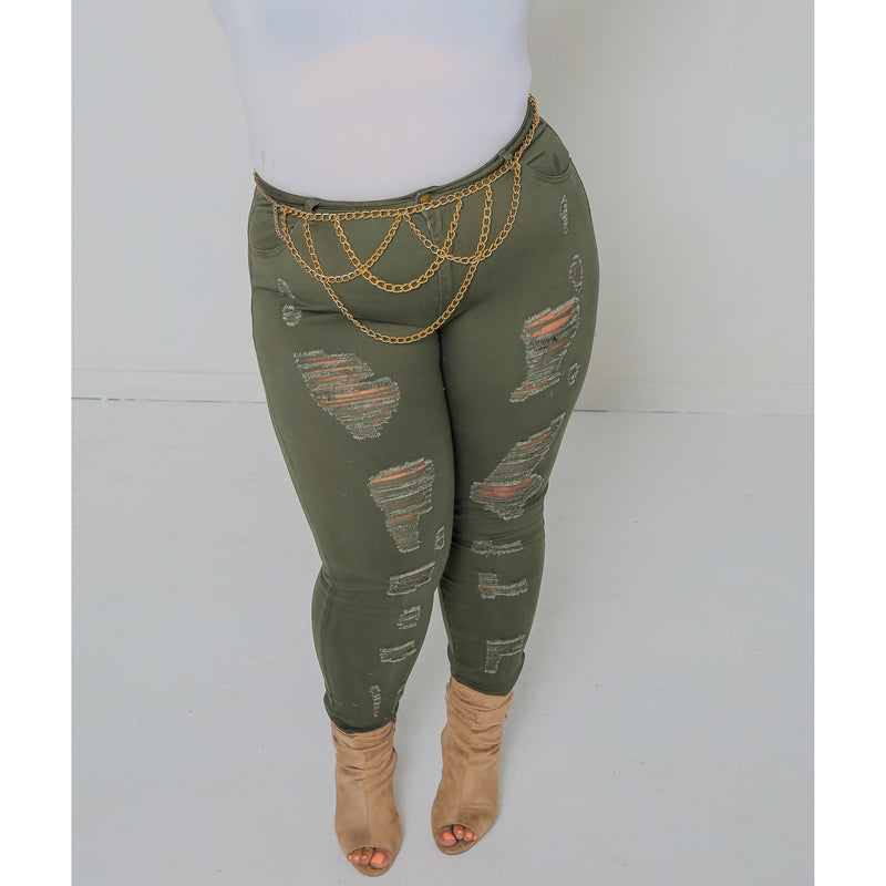 Curvy Hi-Waist Distressed Klass Jeans