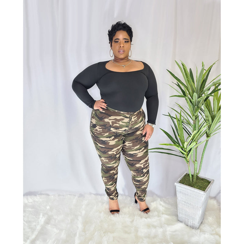 Body Type ꟾ Curvy Super Stretch Jeans