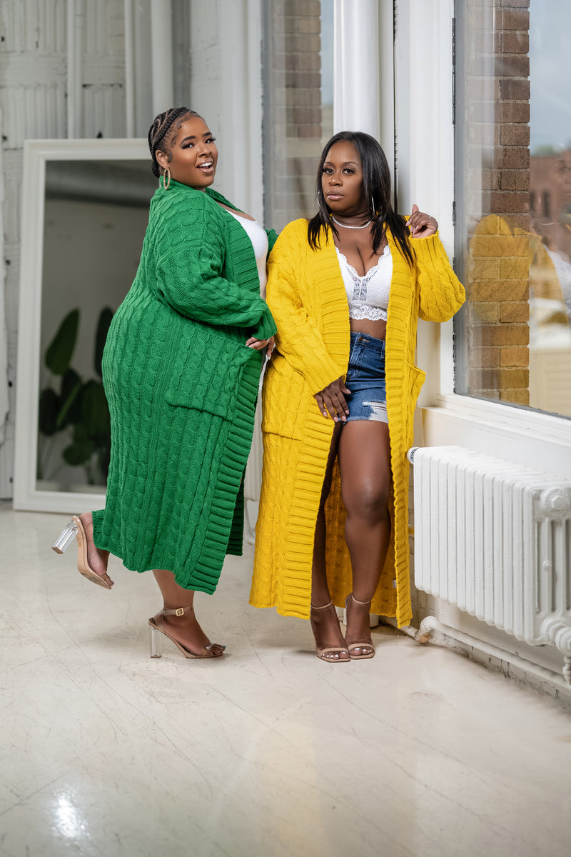 Cable Knit Beauty | Oversized Cardigan